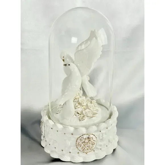 Love Doves Sculpture San Fransisco Music Box Co w/ Glass Dome Unchained Melody - Picture 5 of 12